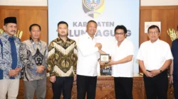 Wakil Ketua Komisi V DPR RI Tinjau Infrastruktur Krusial di Tulungagung Selatan