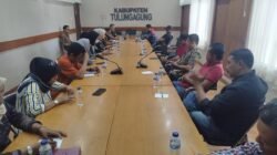 Menunggu Jawaban Bupati, Ribuan Nasib Masyarakat Dipertaruhkan