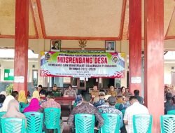 Dihadiri Forkopimcam Pakel, Musrenbang Desa Suwaluh Berjalan Sukses