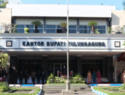 Opini Publik : Ada Apa Dengan Tulungagung? Demo Berjilid, Peran Wabup Yang Terabaikan Hingga Pengosongan Jabatan Sekda