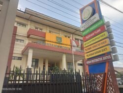 Dana 2,7 Miliar Diduga Menguap, Warga Klino ‘Gedor’ Kejari Bojonegoro Tagih Janji Keadilan!