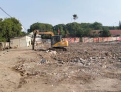 Proyek Rp77 Miliar Pasar Kota Bojonegoro Disorot: Alat Utama ‘Mangkir’, Peserta Tender Kecewa, Kadis & Pimpro Bungkam